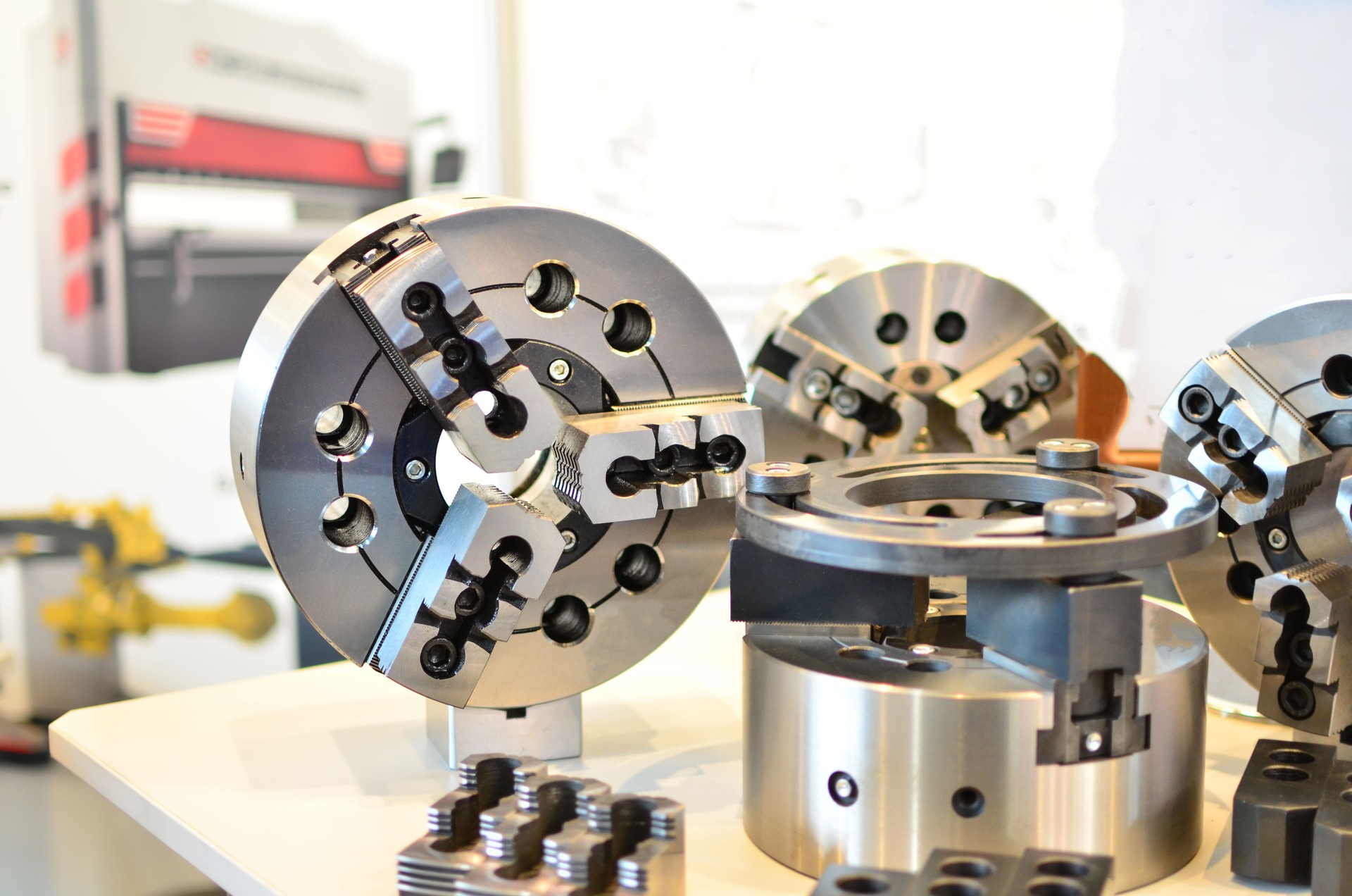 Precision turning chucks for modern CNC machines for machining and manufacturing metal products